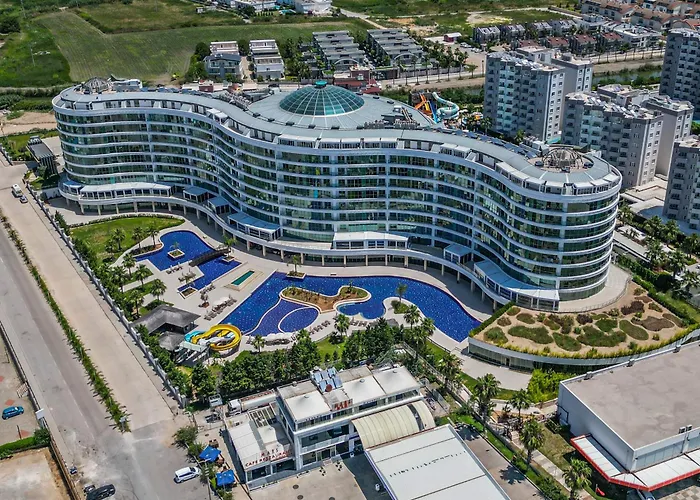 Sirius Town And Szálloda