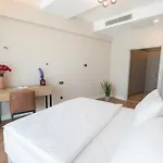 Hotel Sirius Town And